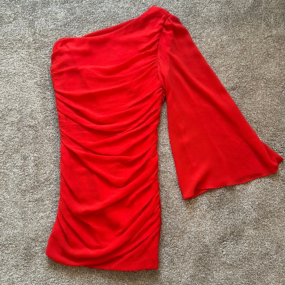 Like new!! Laundry one shoulder chiffon cocktail dress